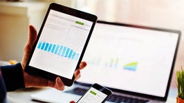 Công cụ hiện đại hỗ trợ tư vấn khách hàng nhanh chóng