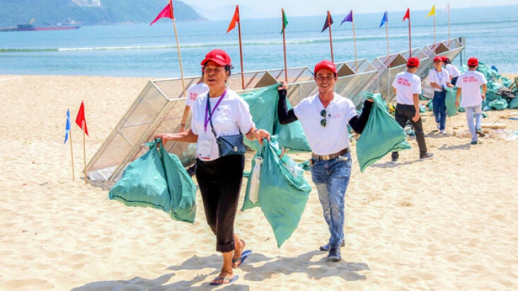 csr-song-khoe-nang-cao-nhan-thuc-366x206