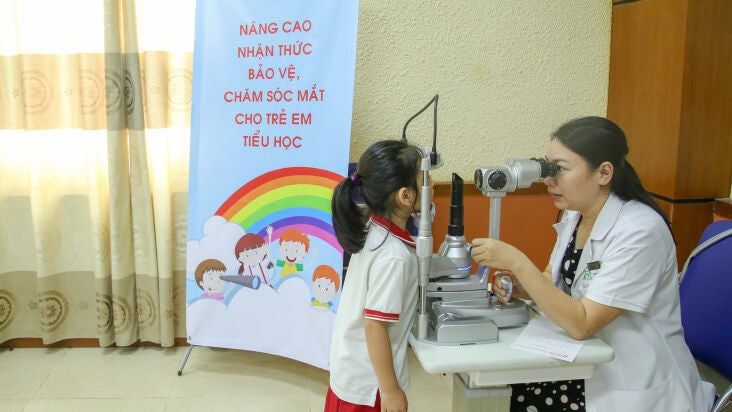 Ánh mắt trẻ thơ