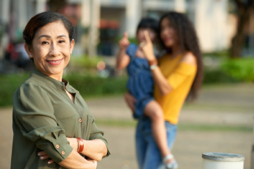 Gen X: Thế hệ âm thầm gồng gánh – và đến lúc cần được tự chăm mình