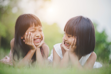 Nuôi dạy trẻ hướng ngoại: Dễ hay khó?