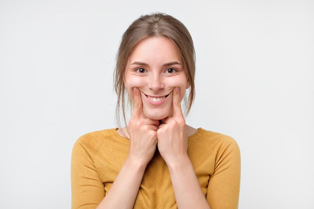 Tích cực độc hại là gì? Dấu hiệu và cách hạn chế