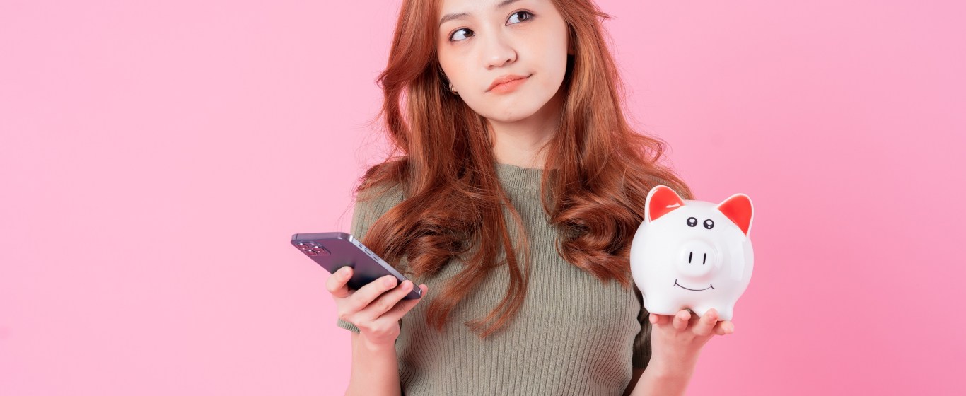 Cách tiết kiệm tiền 'bỏ ống heo' công nghệ cao