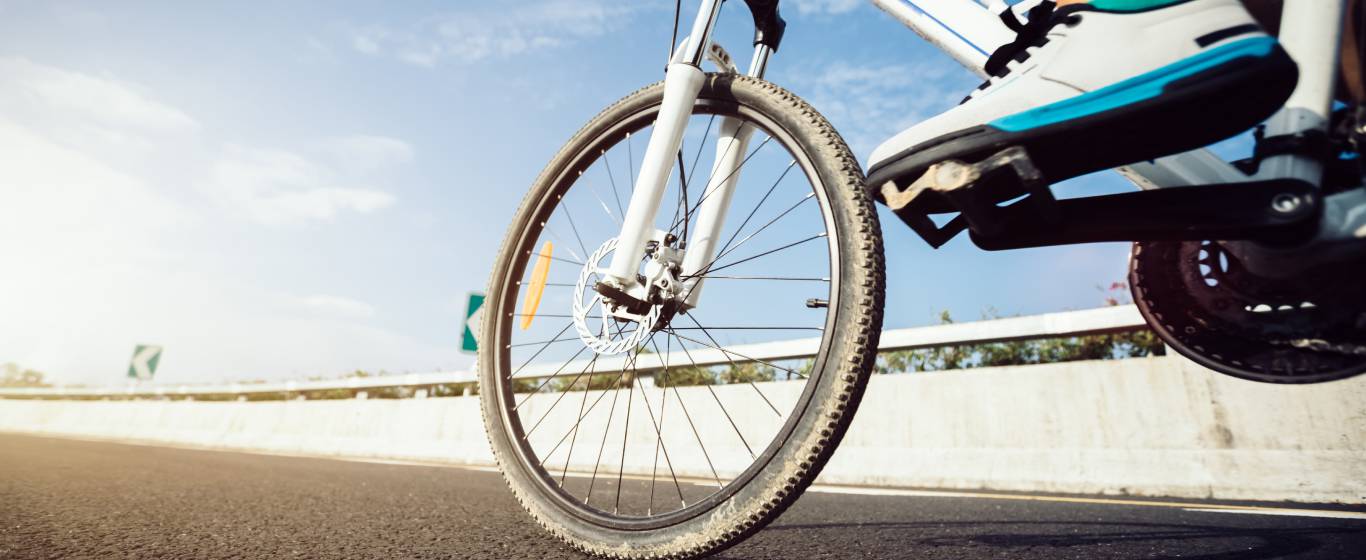 11 lợi ích của đạp xe đạp thường xuyên và lưu ý nên biết