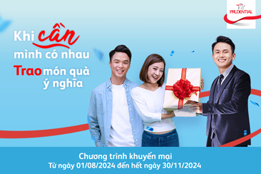 Khi cần mình có nhau Trao món quà ý nghĩa