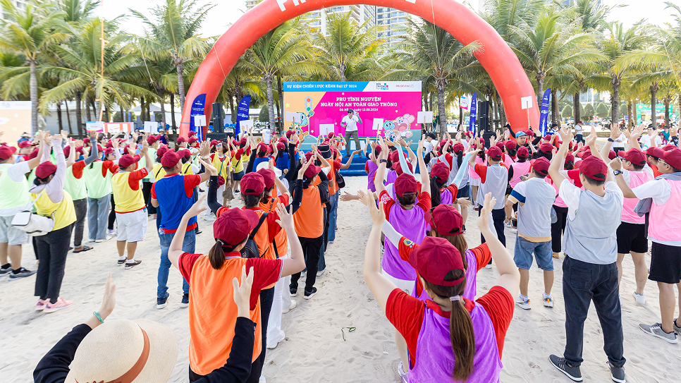 Hoạt động liên quan đến chủ đề an toàn giao thông