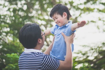 Các sản phẩm bảo hiểm sức khỏe cho bé theo từng độ tuổi không thể bỏ qua