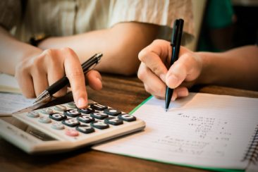 Gen Z bỏ túi nhanh bí quyết quản lý tài chính cá nhân