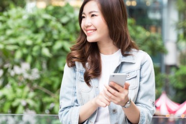 Vững thể chất, khỏe tinh thần bằng ứng dụng điện thoại