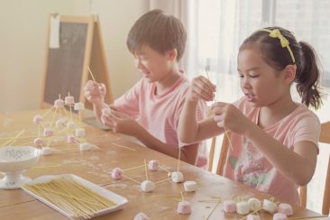 Các hoạt động giúp con nâng cao kỹ năng tự học