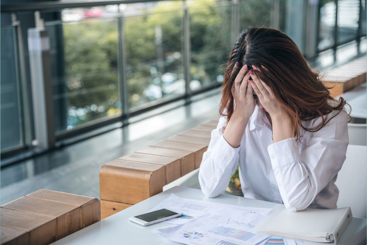 Stress là gì? Dấu hiệu bạn bị stress trong công việc | Prudential Việt Nam