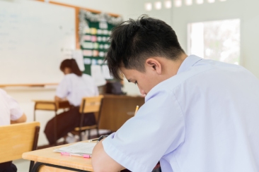 Giảm áp lực học tập: Cách giảm stress cho Học sinh sau thi