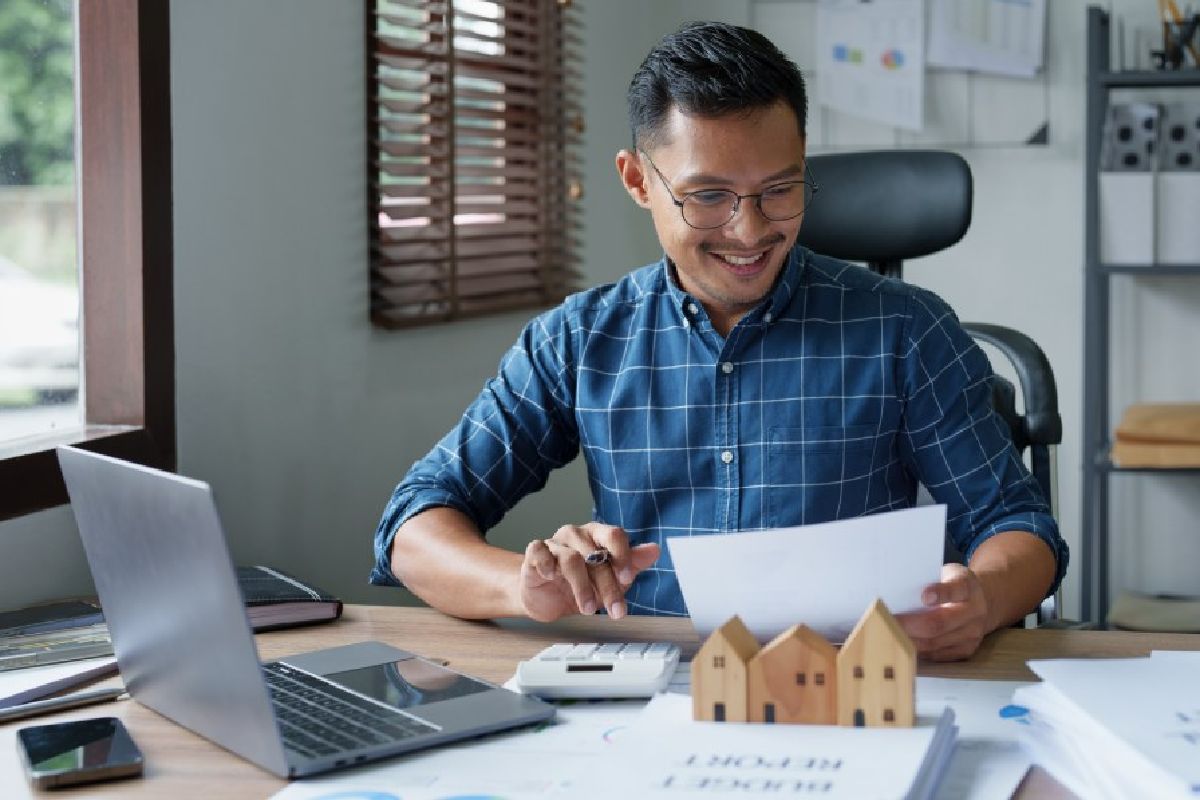 40-tuoi-nen-mua-bao-hiem-gi-de-an-tam-tan-huong-cuoc-song-1200x800-5