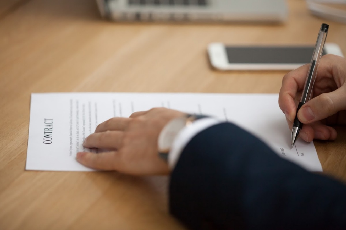 tai-bao-hiem-la-gi-dac-diem-cua-hop-dong-tai-bao-hiem-1200x800-2