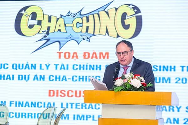 Ông Clive Baker - Tổng Giám đốc Prudential