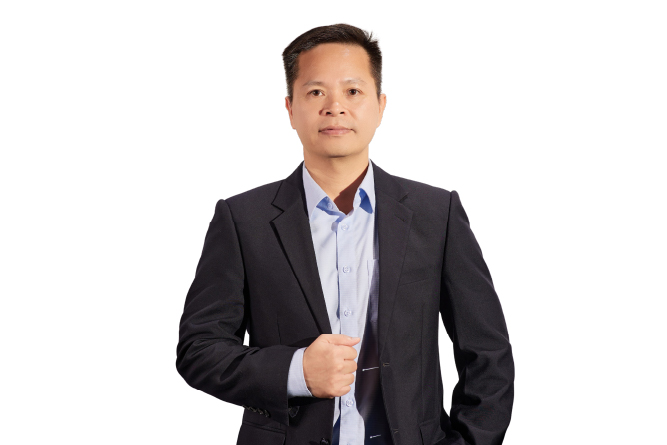 Phó Tổng Giám đốc Công nghệ Thông tin