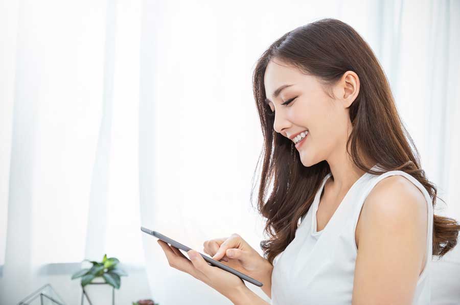 mua-bao-hiem-nhan-tho-qua-kenh-phan-phoi-nao-900-2