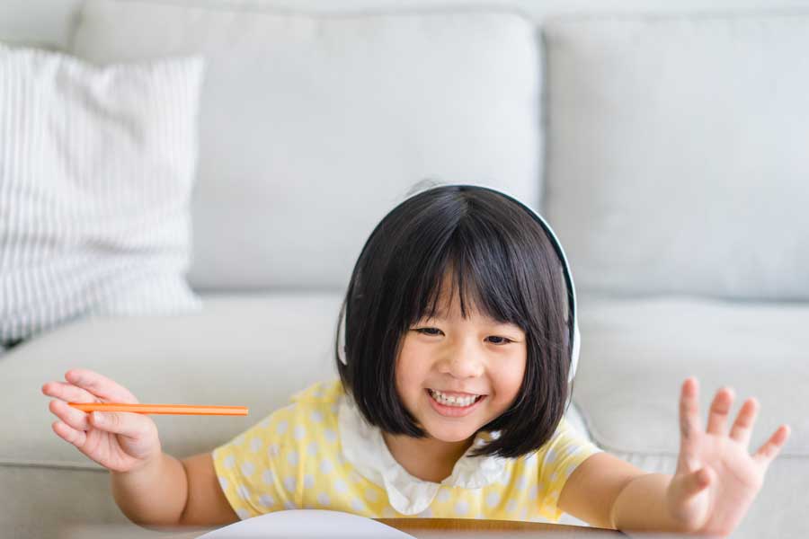 giữ mãi nụ cười trẻ thơ với gói bảo hiểm cho bé 0-6 tuổi