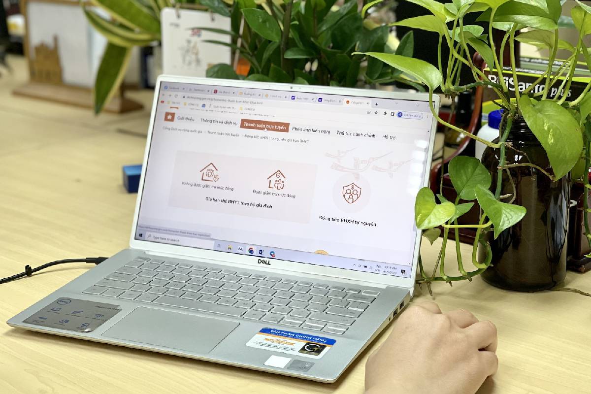 cach-dong-bao-hiem-xa-hoi-bat-buoc-va-tu-nguyen-chi-tiet-nhat-1200x800-5