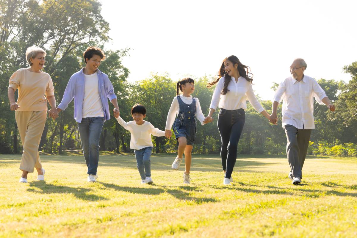 chung-ta-dang-phai-doi-mat-voi-ap-luc-gia-dinh-nhu-the-nao-1200x800-5