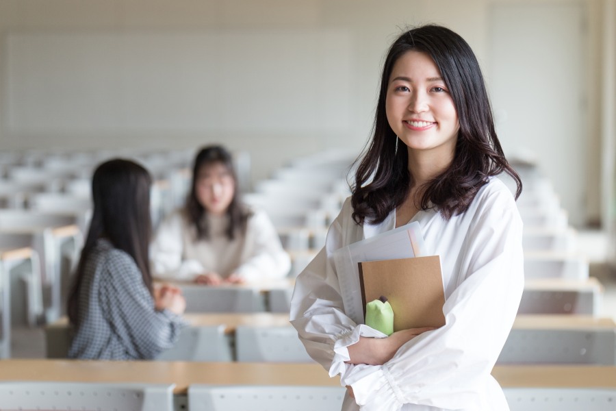 tuoi-tre-ta-song-het-minh-voi-hai-tieng-uoc-mo-1200x800-1