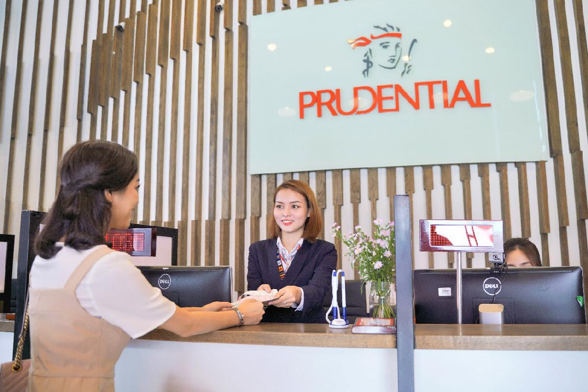 doanh-nghiep-bao-hiem-la-gi-nghia-vu-va-quyen-loi-the-nao-1200x800-1