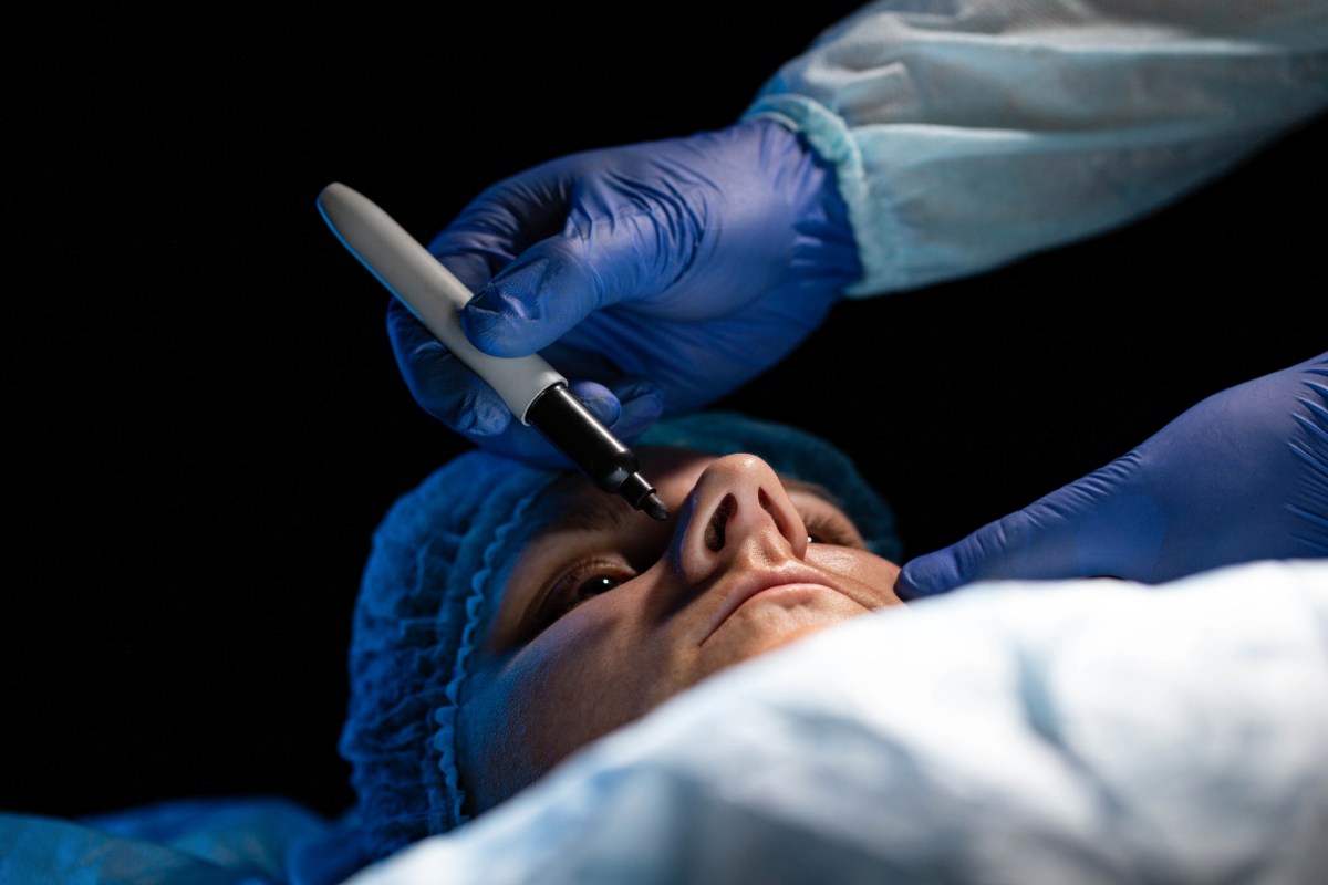 giai-dap-mo-vach-ngan-mui-co-duoc-bao-hiem-khong-1200x800-1