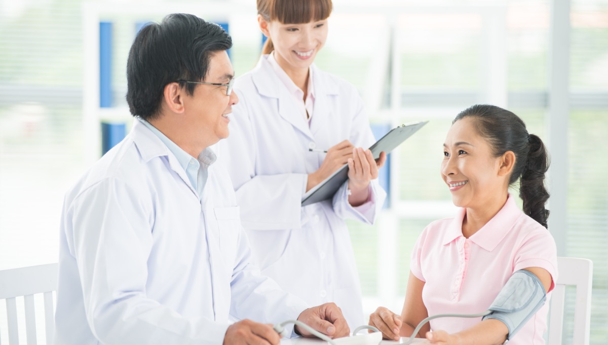 bai-viet-kham-suc-khoe-mua-bao-hiem-nhan-tho-co-thuc-su-can-thiet-01