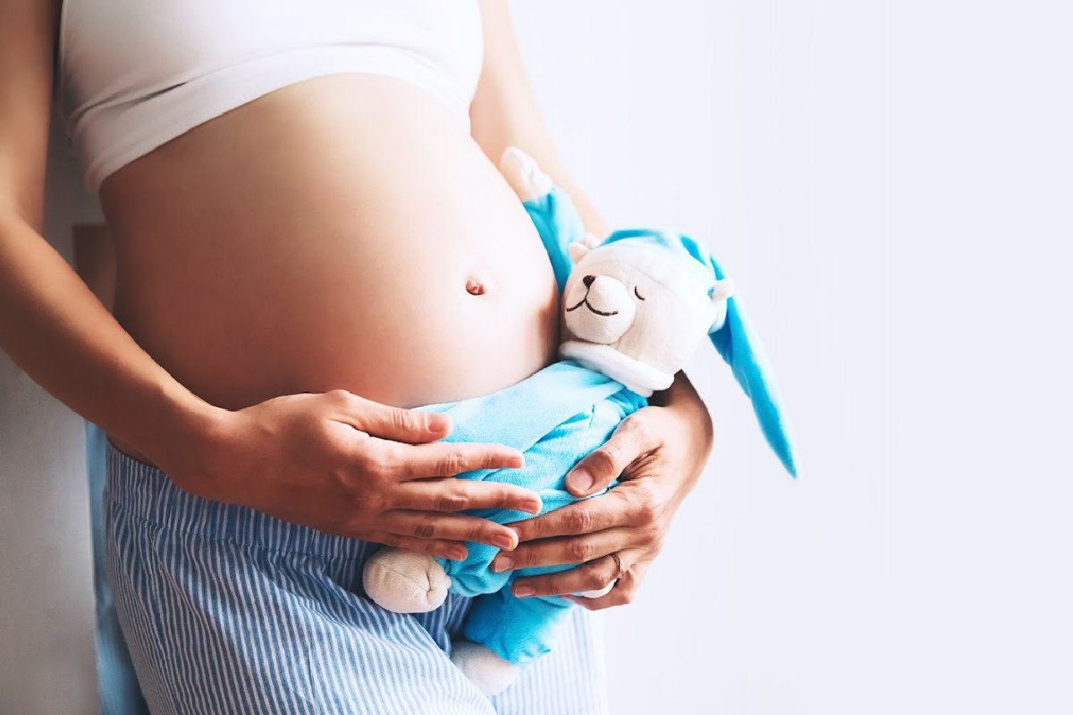 mua bảo hiểm y tế trước khi sinh 