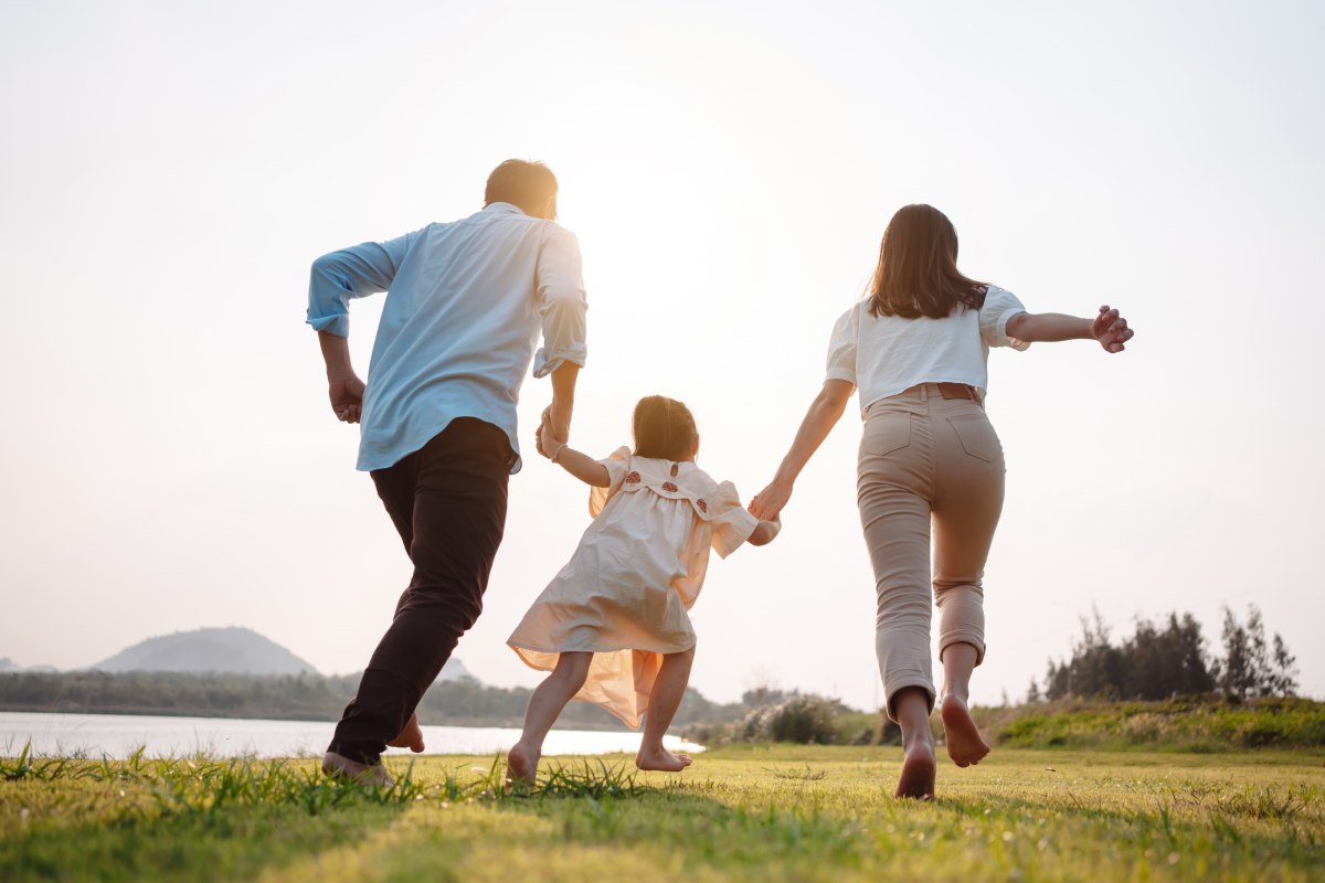 nen-chon-bao-hiem-nhan-tho-co-ky-han-hay-tron-doi-1200x800-1