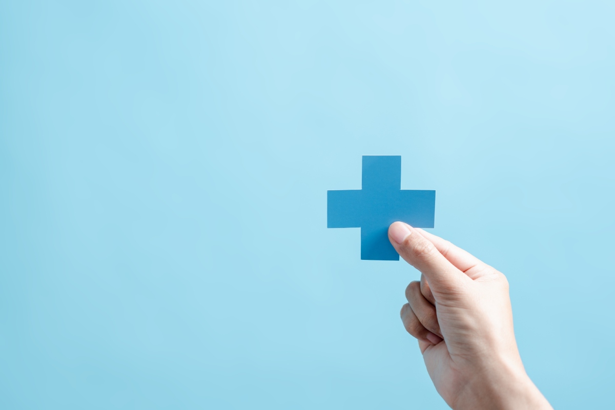 so-sanh-bao-hiem-y-te-va-bao-hiem-suc-khoe-nen-chon-loai-nao-nay-1200x800-1