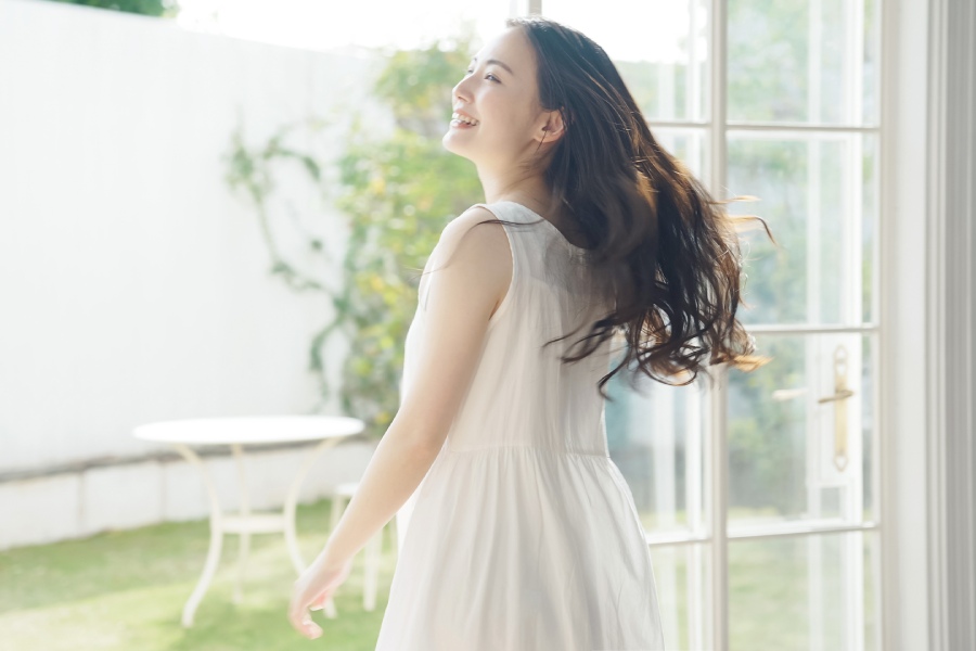 7-loai-thuc-pham-giup-toc-chac-khoe-1200x800-1