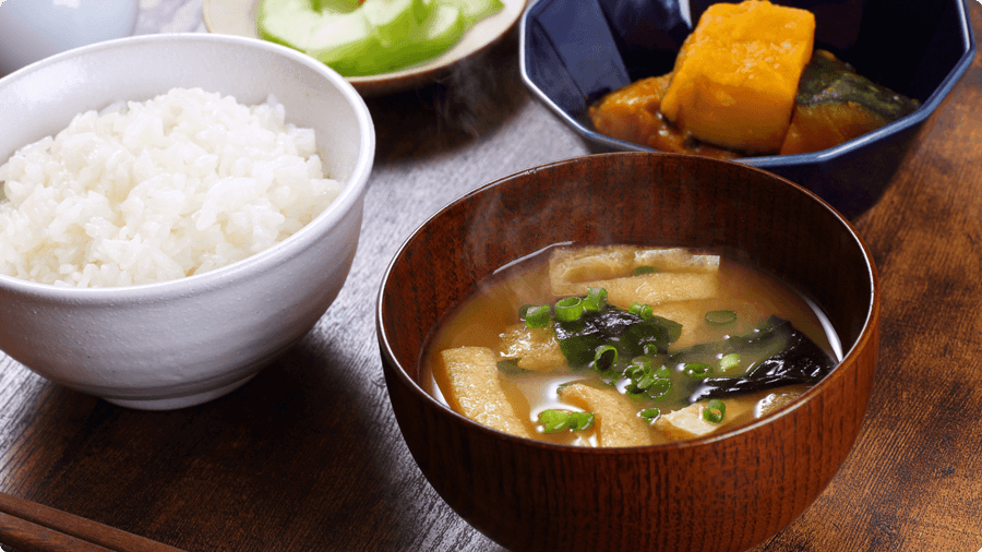 bai-viet-bi-mat-phia-sau-voc-dang-thanh-manh-va-can-doi-cua-nguoi-nhat-la-gi-02