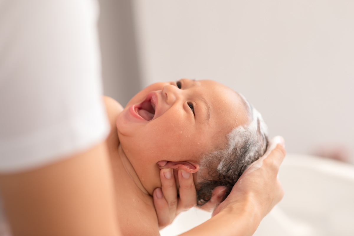 cach-cham-soc-tre-so-sinh-danh-cho-nguoi-lan-dau-lam-cha-me-1200x800-3