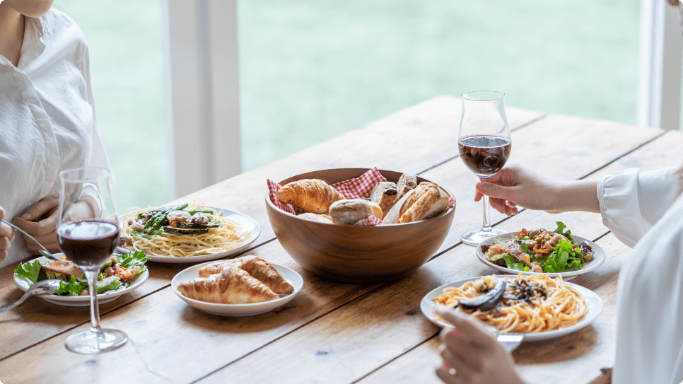 bai-viet-dieu-ki-dieu-tu-mot-ly-ruou-vang-01