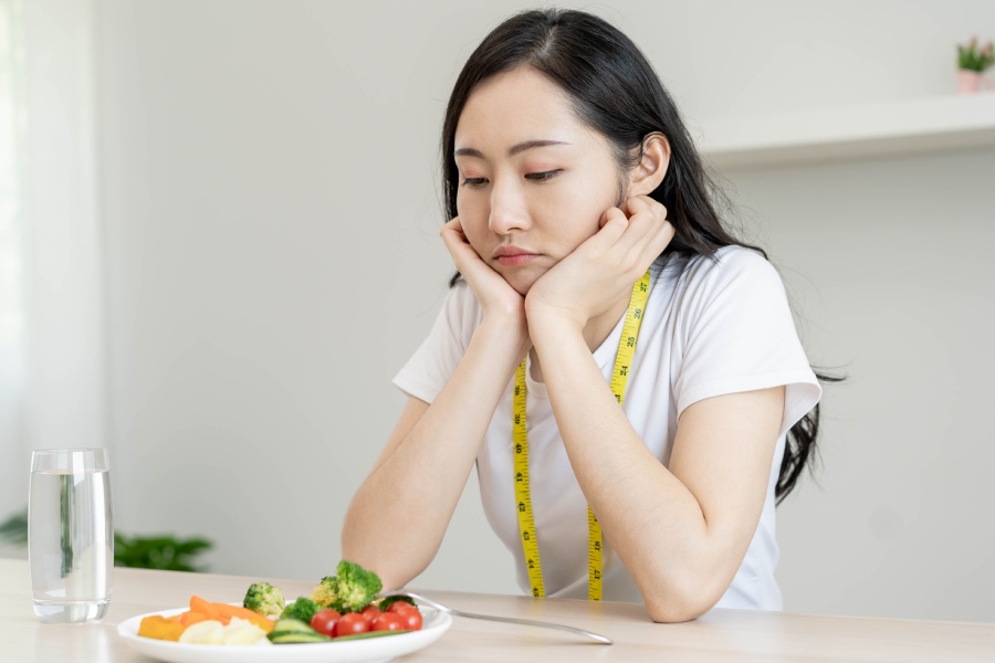 hieu-ung-yoyo-con-ac-mong-cua-nhung-nguoi-giam-can-1200x800-2