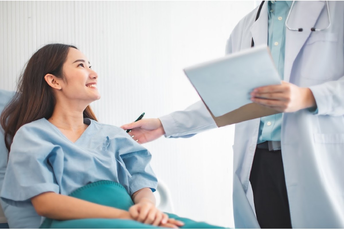 tai-sao-nen-mua-bao-hiem-nhan-tho-cho-phu-nu-trong-gia-dinh-1200x800-2