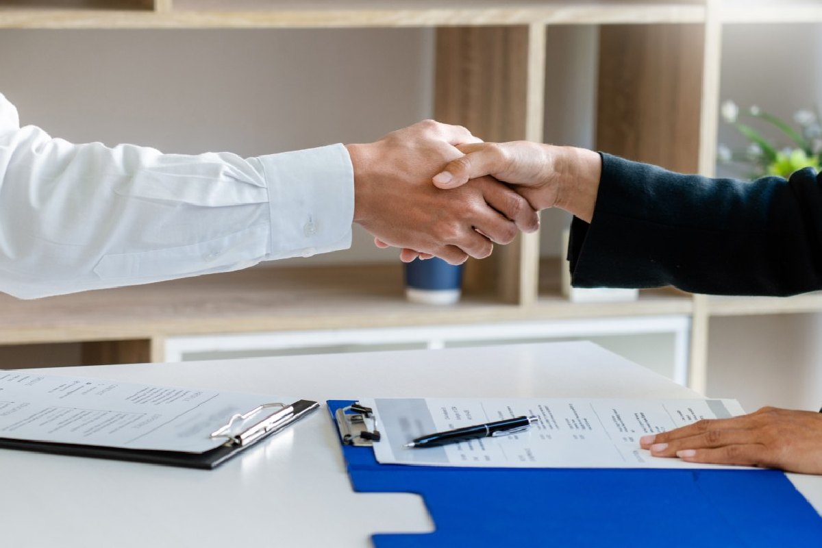 cap-nhat-20-thuat-ngu-bao-hiem-nhan-tho-moi-nhat-hien-nay-1200x800-10